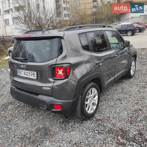 Внедорожник / Кроссовер Jeep Renegade 2016 в Львове