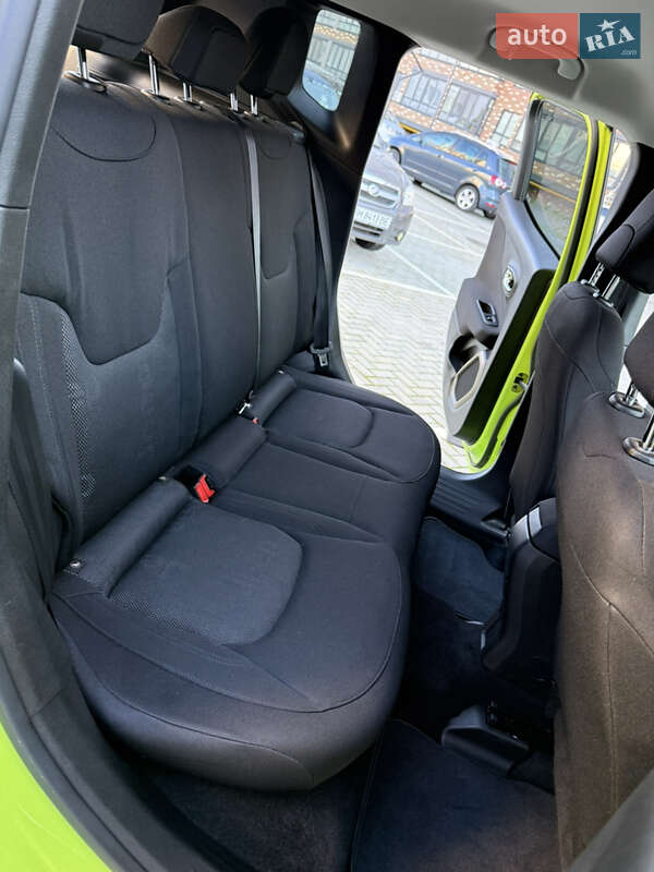 Позашляховик / Кросовер Jeep Renegade 2017 в Житомирі фото 47 Позашляховик / Кросовер Jeep Renegade 2017 в Житомирі