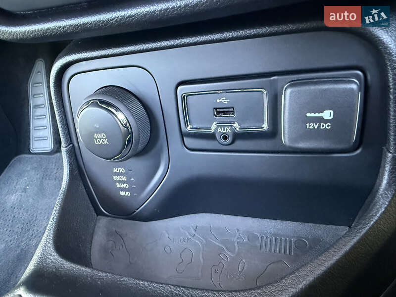 Позашляховик / Кросовер Jeep Renegade 2017 в Житомирі фото 52 Позашляховик / Кросовер Jeep Renegade 2017 в Житомирі
