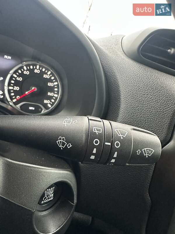 Позашляховик / Кросовер Jeep Renegade 2021 в Білогородці