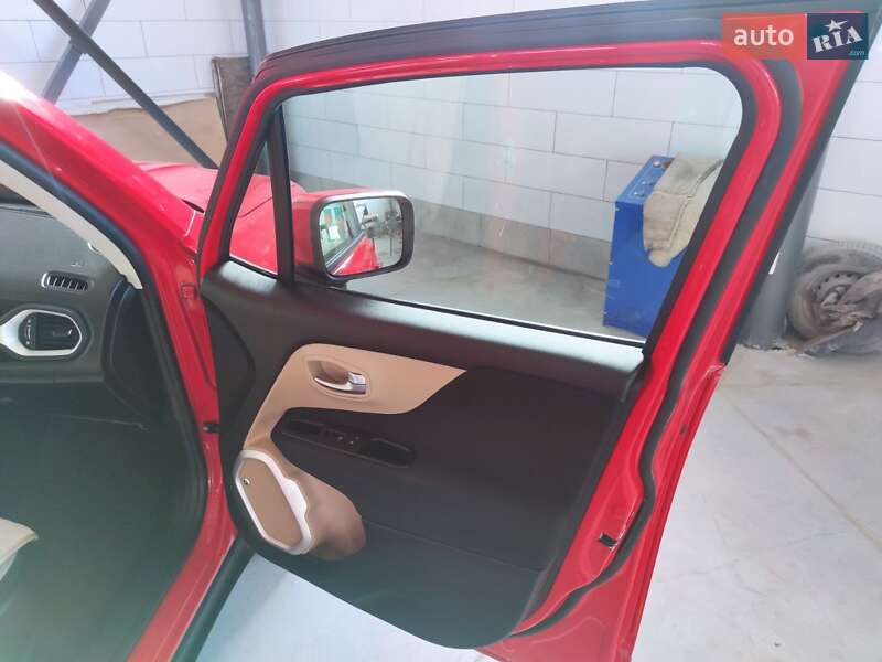 Внедорожник / Кроссовер Jeep Renegade 2016 в Полтаве фото 7 Внедорожник / Кроссовер Jeep Renegade 2016 в Полтаве