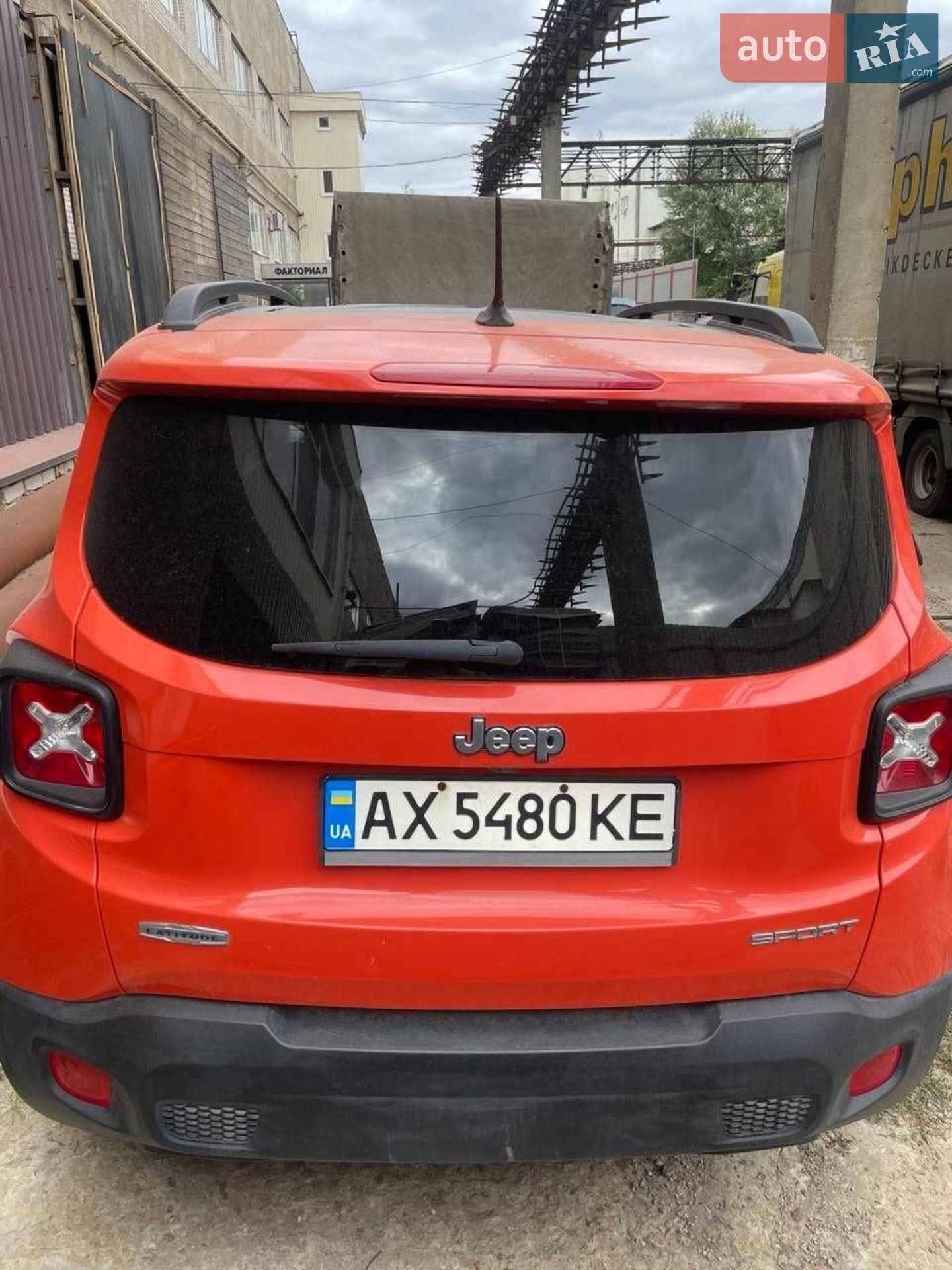 2016 Jeep Renegade - мініатюра 10
