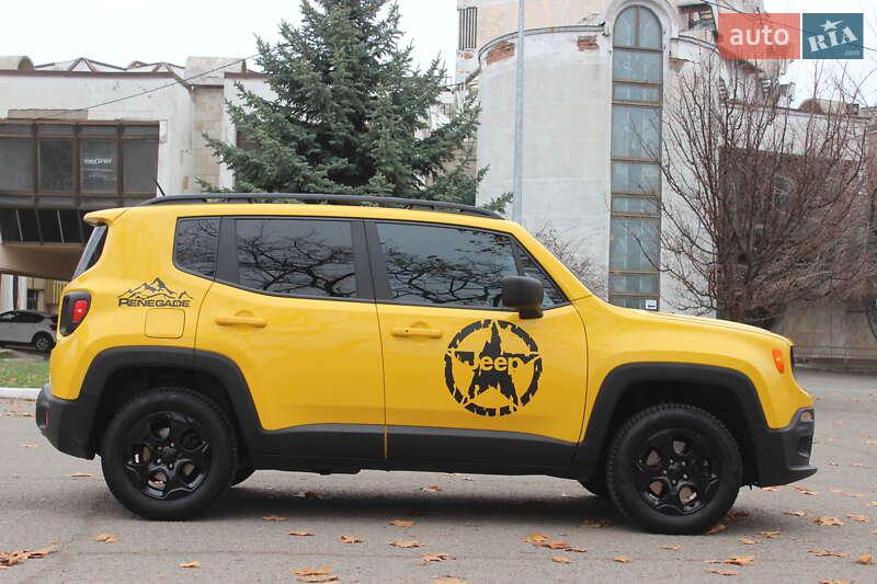 Позашляховик / Кросовер Jeep Renegade 2016 в Дніпрі фото 7 Позашляховик / Кросовер Jeep Renegade 2016 в Дніпрі