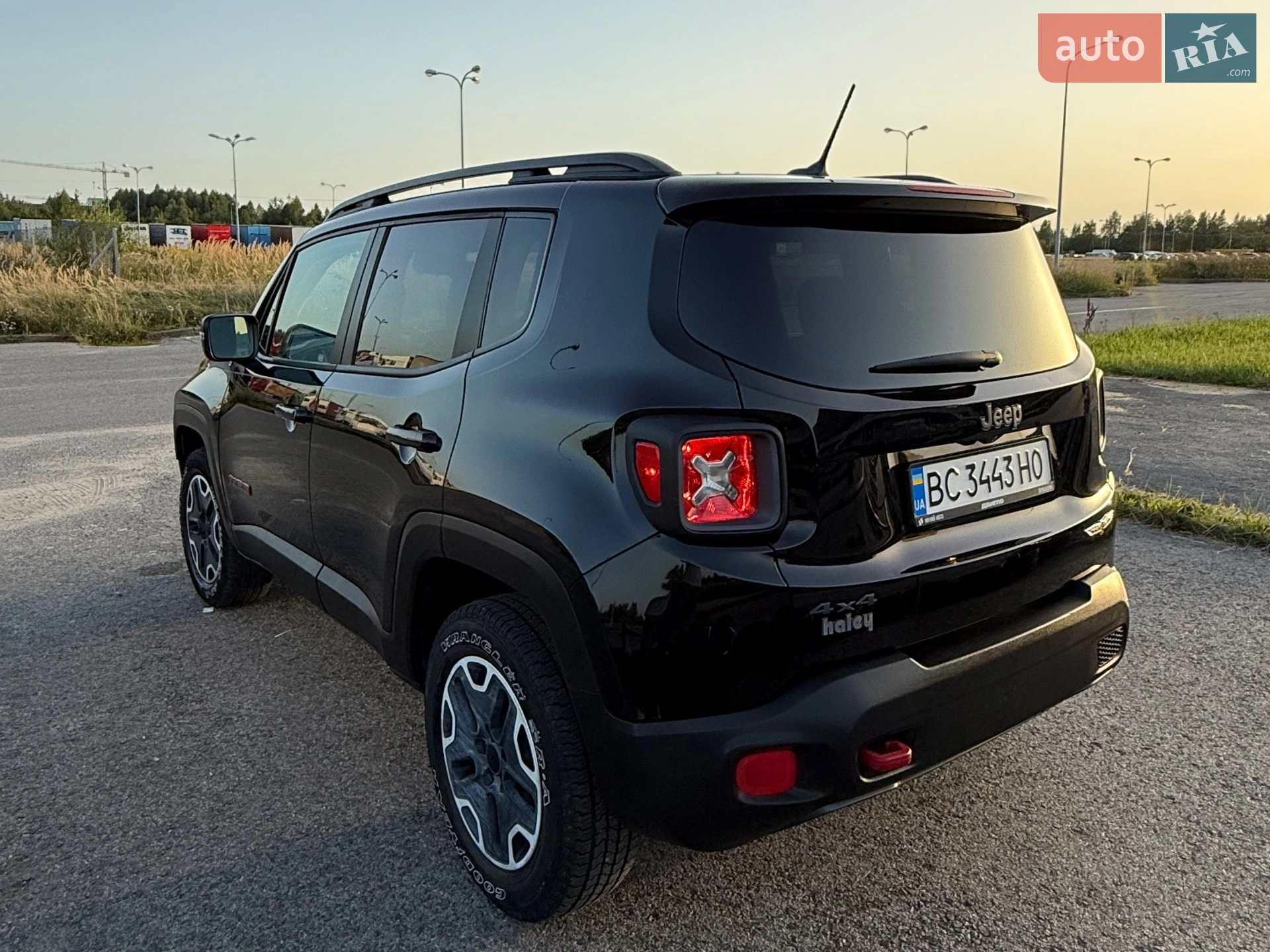 2015 Jeep Renegade - мініатюра 5