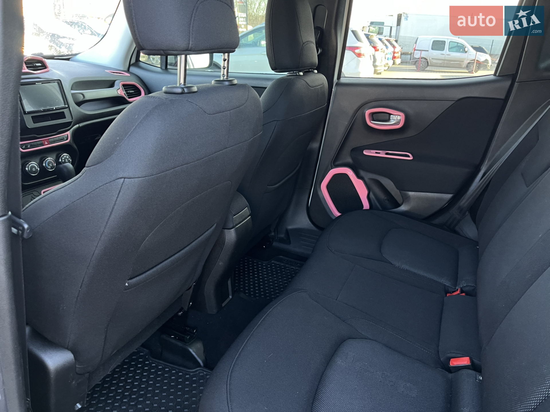 2017 Jeep Renegade - мініатюра 11
