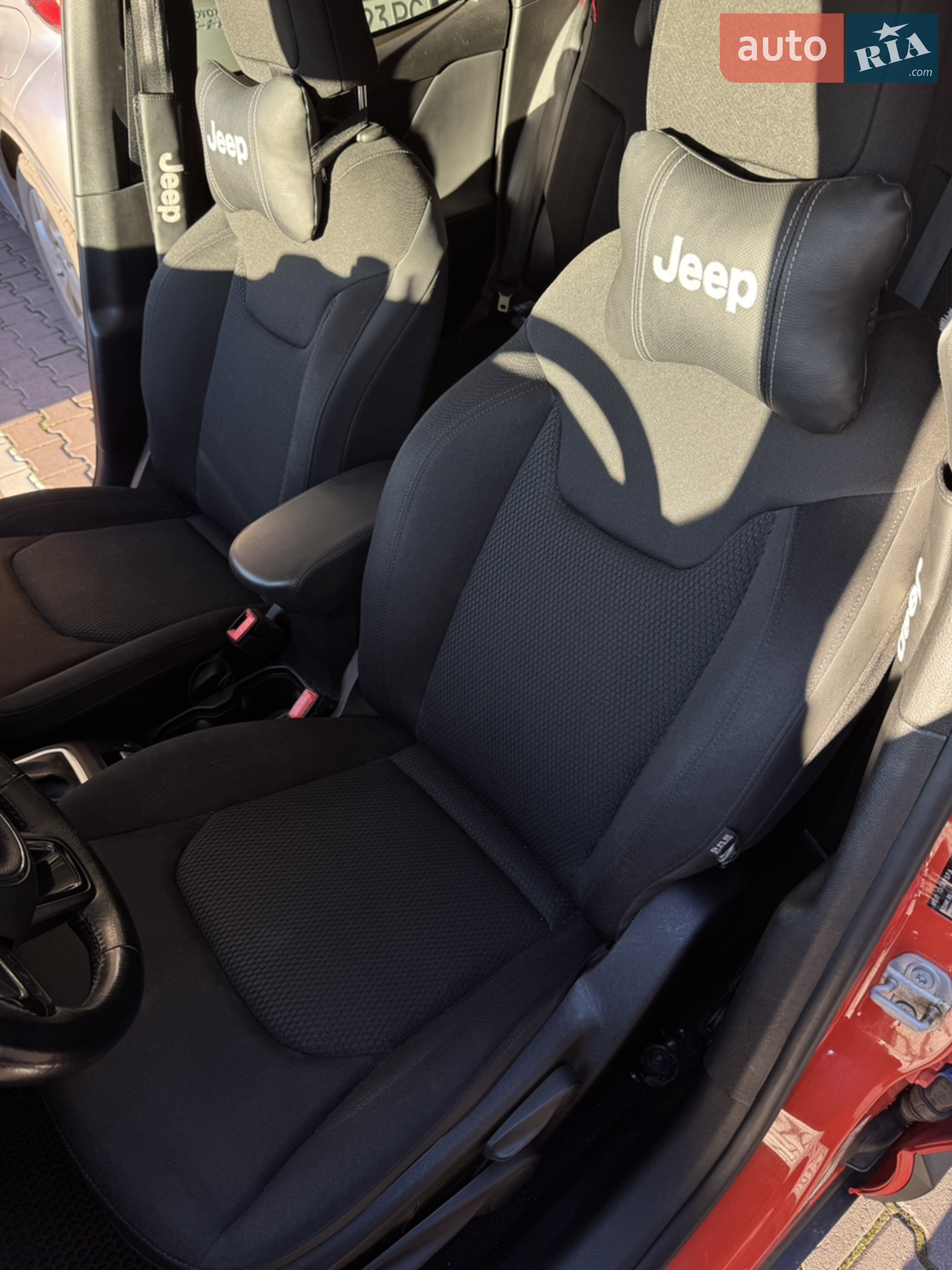 2018 Jeep Renegade - мініатюра 8