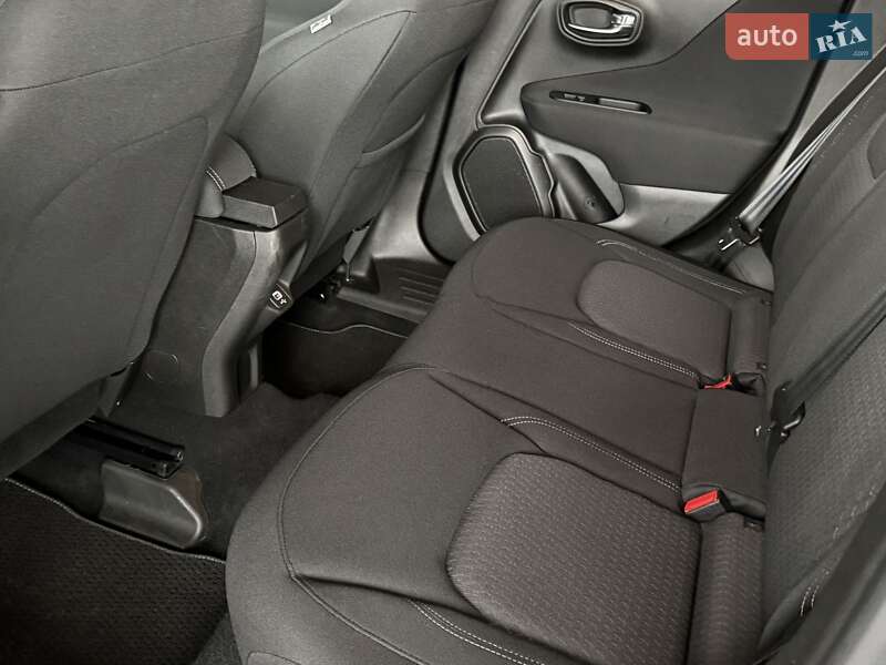 Позашляховик / Кросовер Jeep Renegade 2021 в Одесі