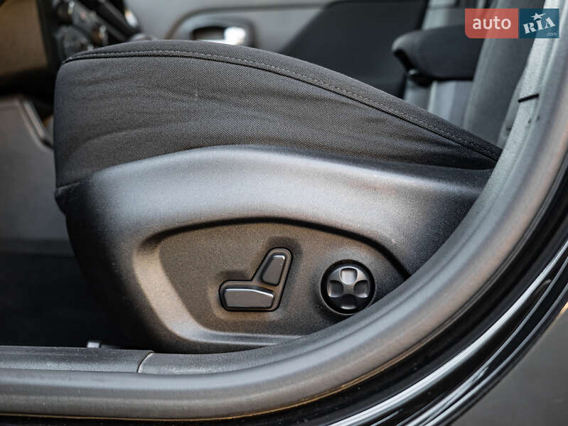 Внедорожник / Кроссовер Jeep Renegade 2020 в Киеве