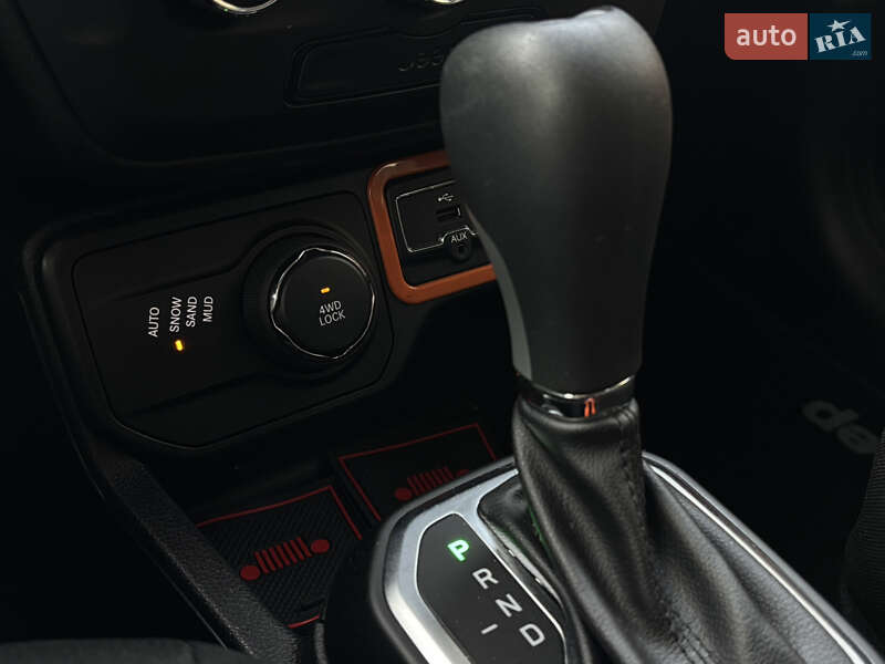 Позашляховик / Кросовер Jeep Renegade 2019 в Миколаєві