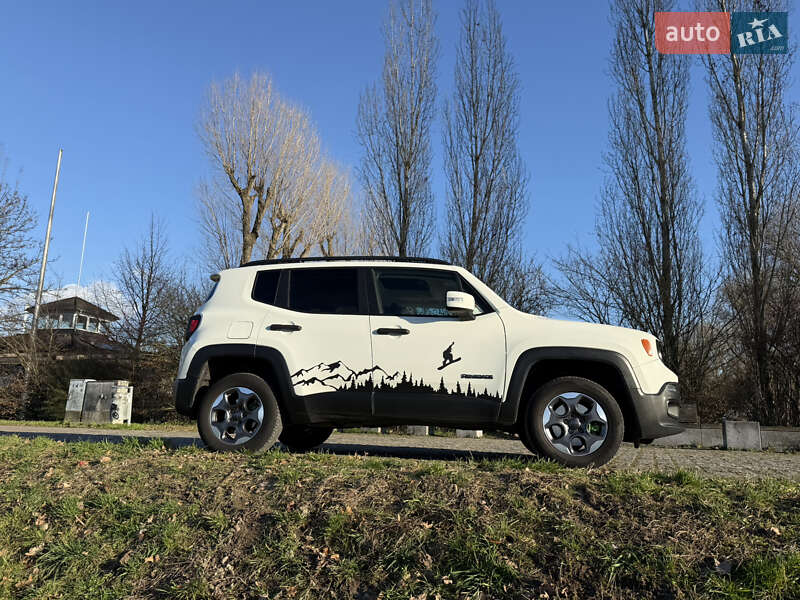 Позашляховик / Кросовер Jeep Renegade 2017 в Харкові