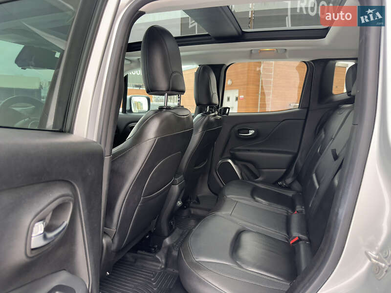 Позашляховик / Кросовер Jeep Renegade 2017 в Києві
