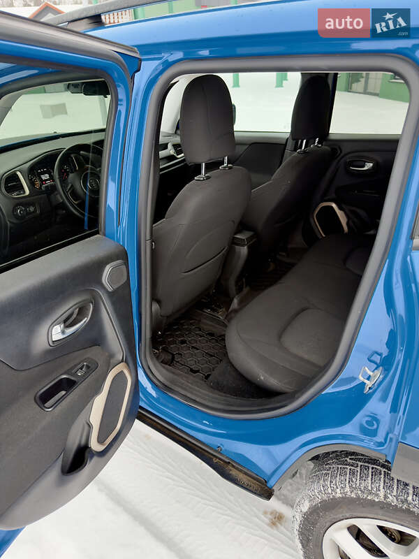 Внедорожник / Кроссовер Jeep Renegade 2015 в Ирпене фото 10 Внедорожник / Кроссовер Jeep Renegade 2015 в Ирпене