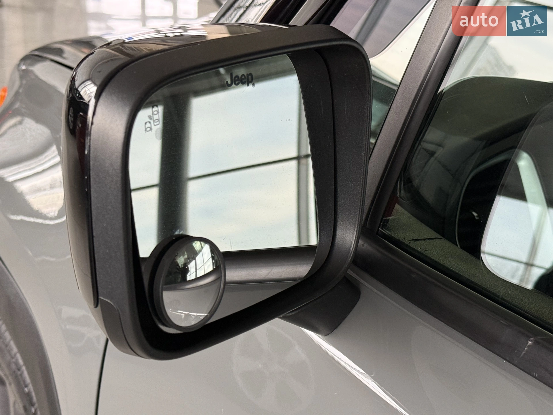 2021 Jeep Renegade - мініатюра 12