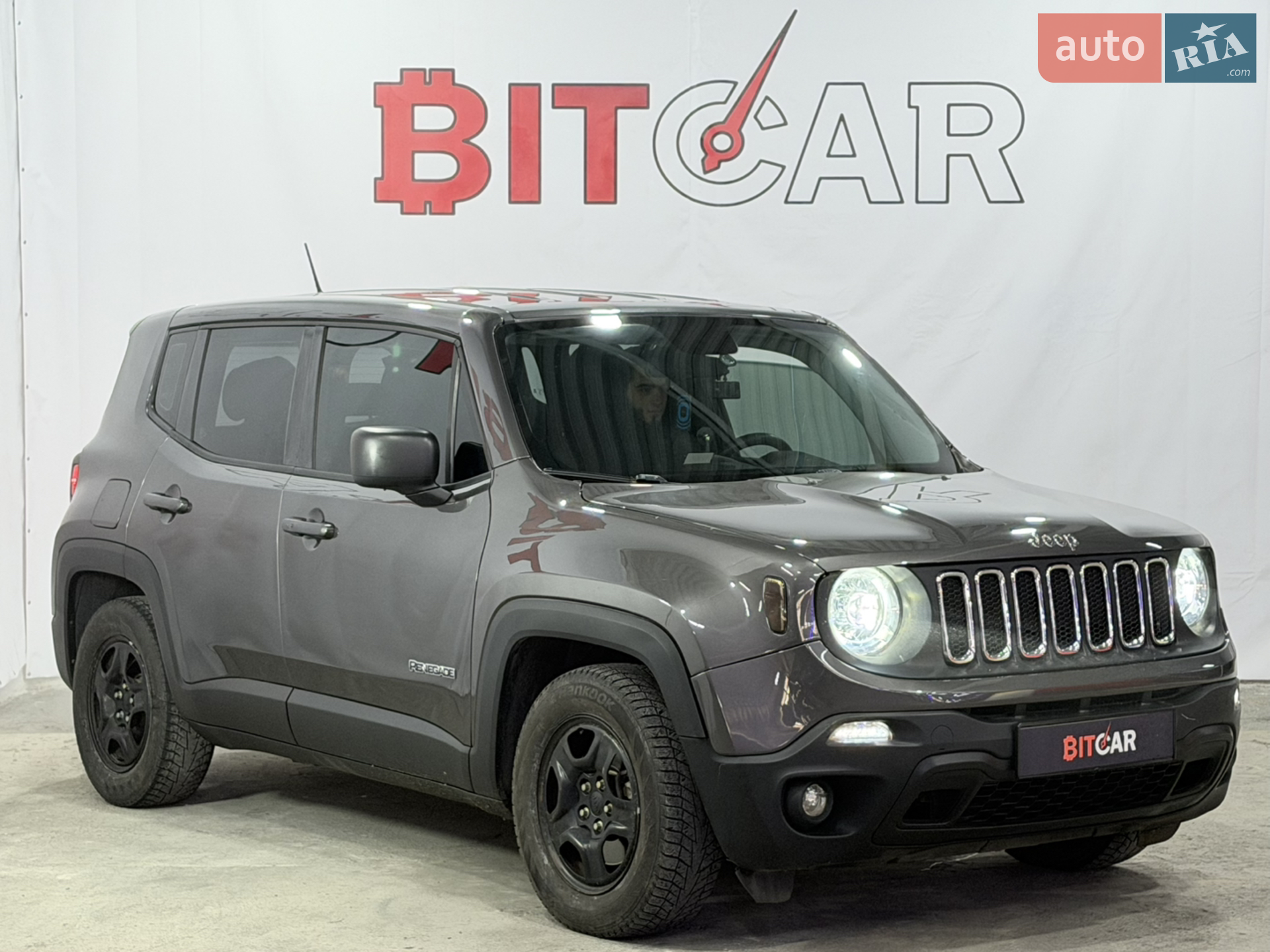 2016 Jeep Renegade - мініатюра 2
