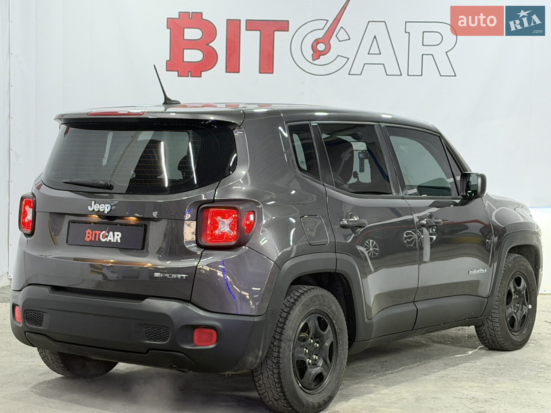 2016 Jeep Renegade - мініатюра 9