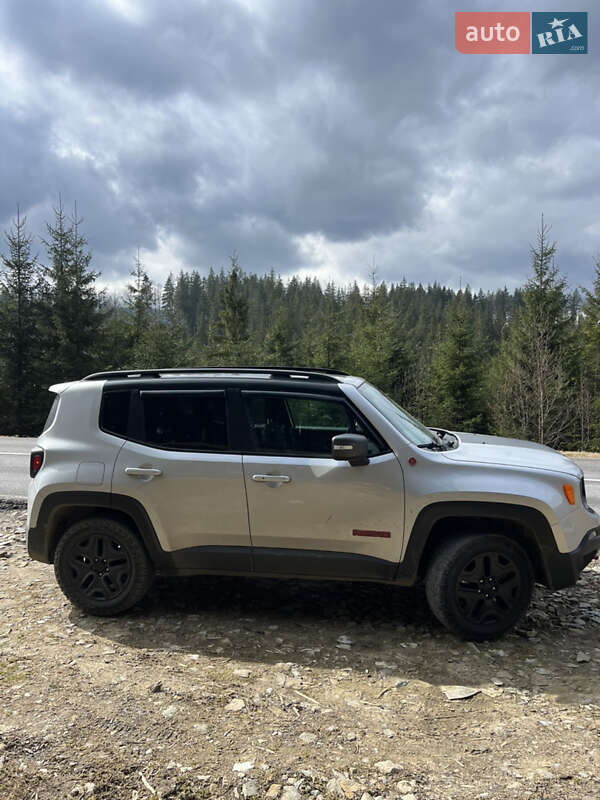 Внедорожник / Кроссовер Jeep Renegade 2018 в Косове