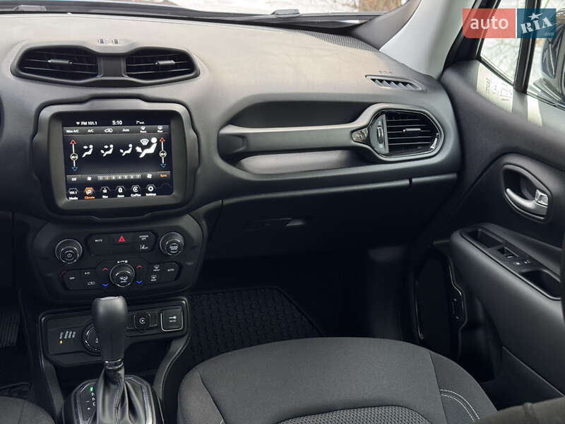 Внедорожник / Кроссовер Jeep Renegade 2023 в Киеве