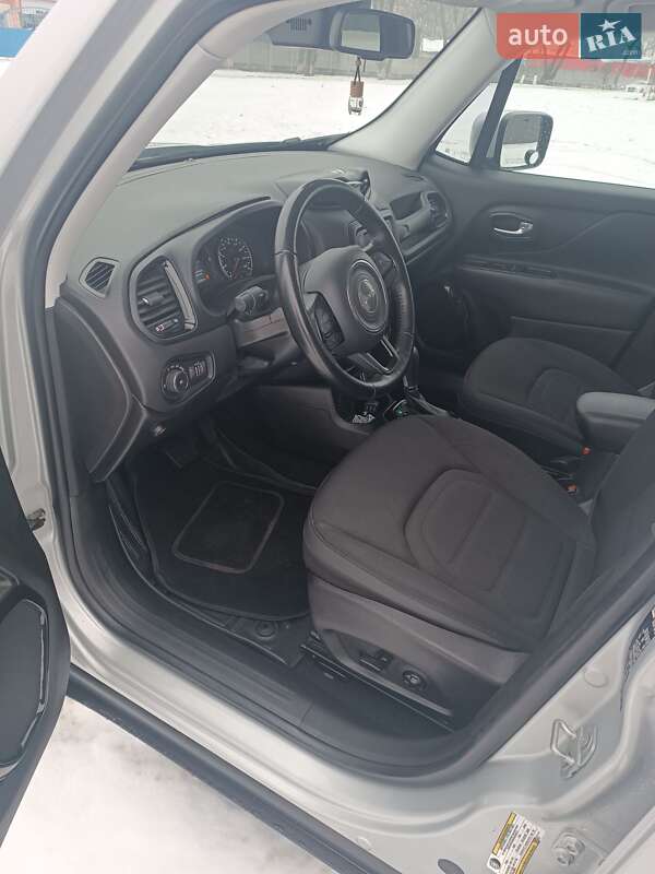 Внедорожник / Кроссовер Jeep Renegade 2017 в Полтаве