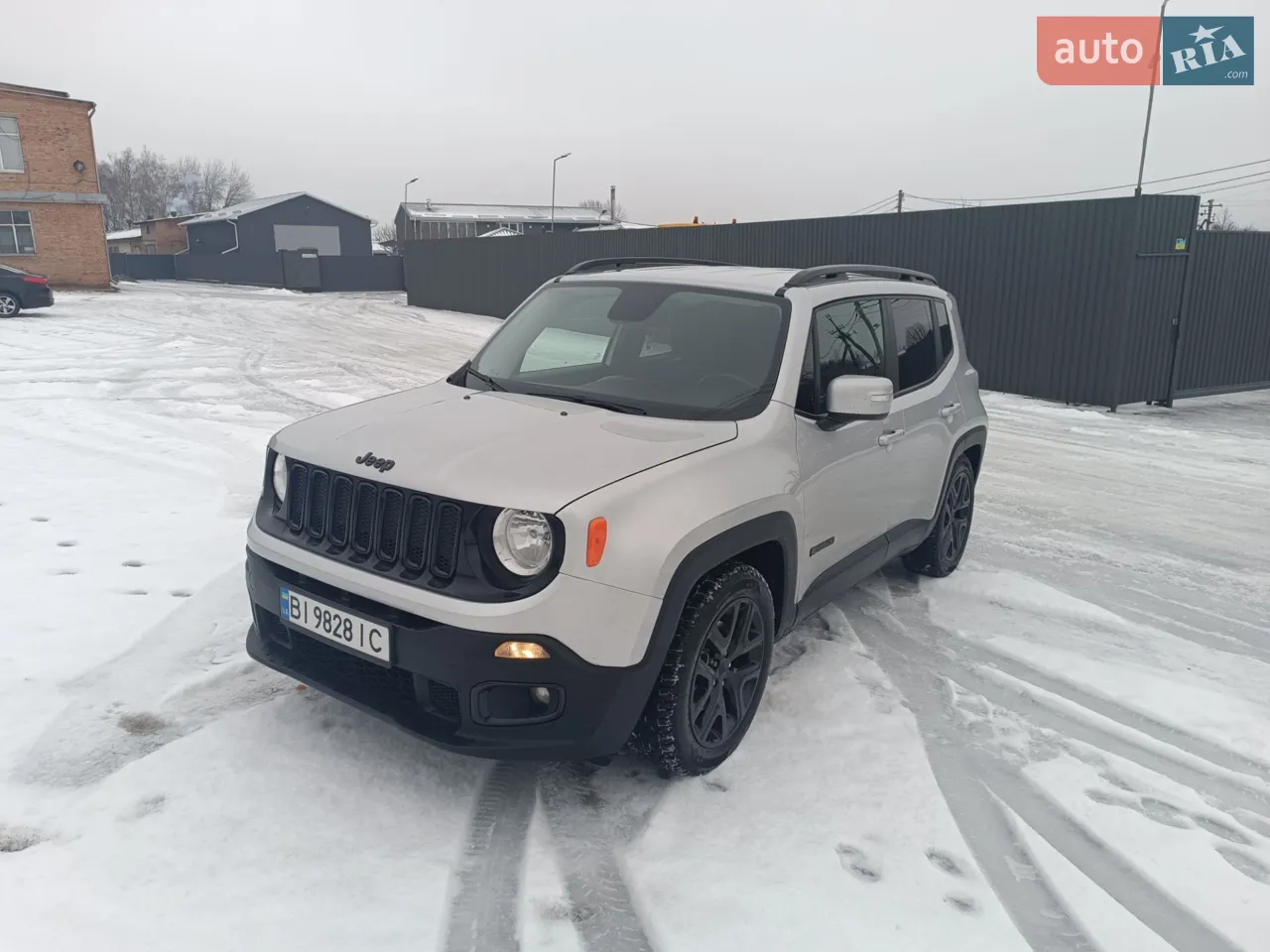 2016 Jeep Renegade - мініатюра 13
