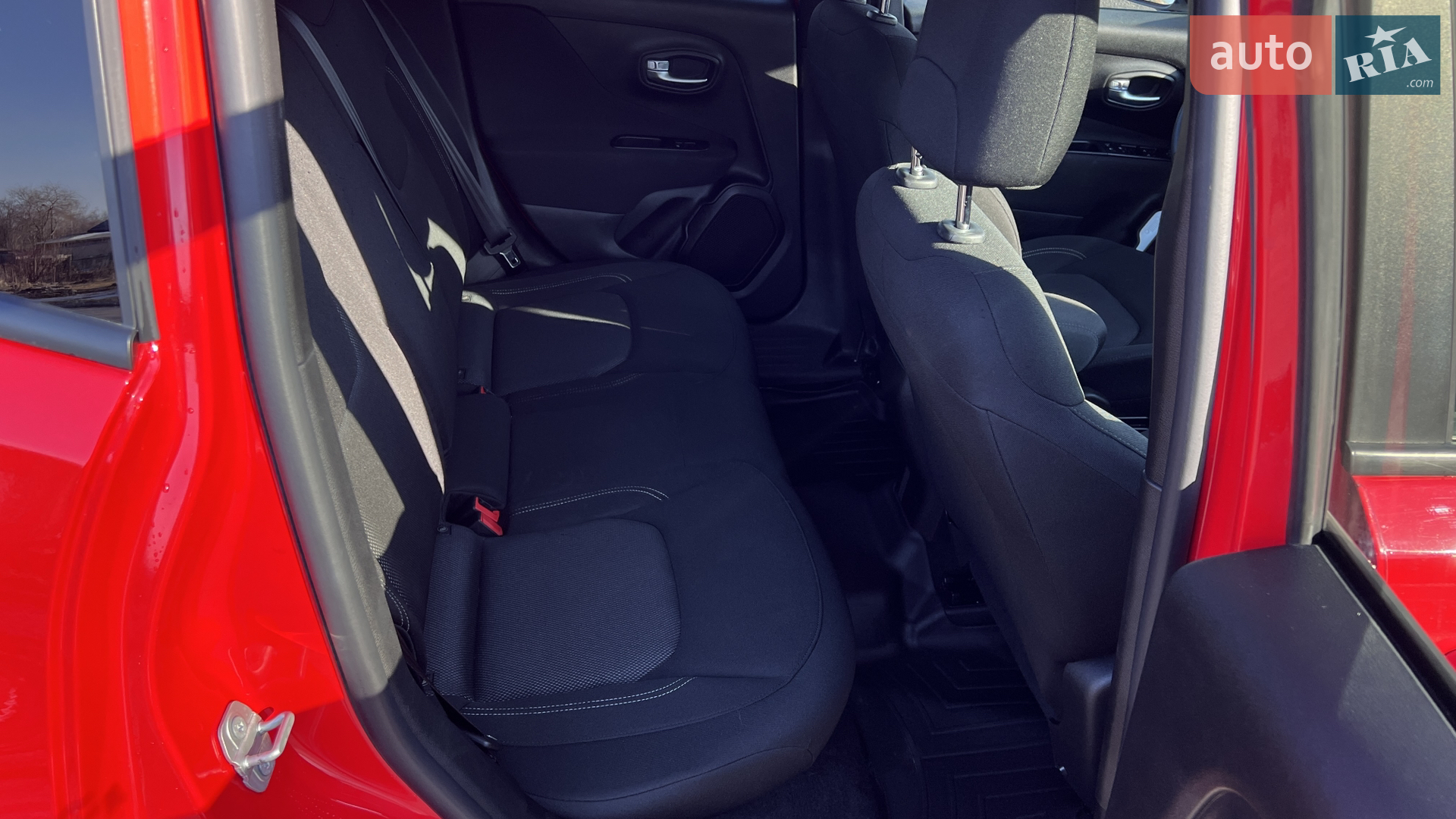2020 Jeep Renegade - мініатюра 14