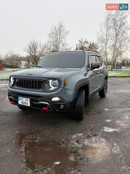 Внедорожник / Кроссовер Jeep Renegade 2016 в Кривом Роге