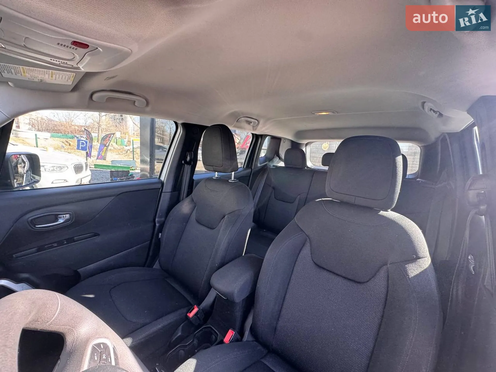 2020 Jeep Renegade - мініатюра 38