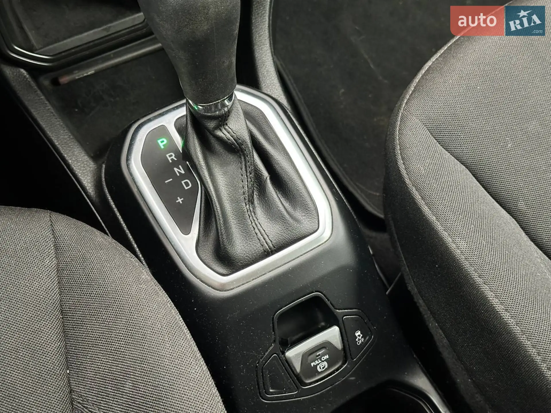 2018 Jeep Renegade - мініатюра 12