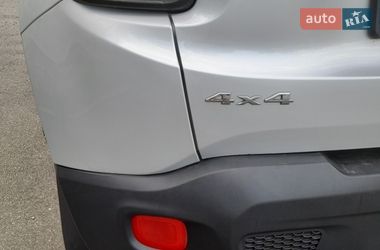 Позашляховик / Кросовер Jeep Renegade 2015 в Києві