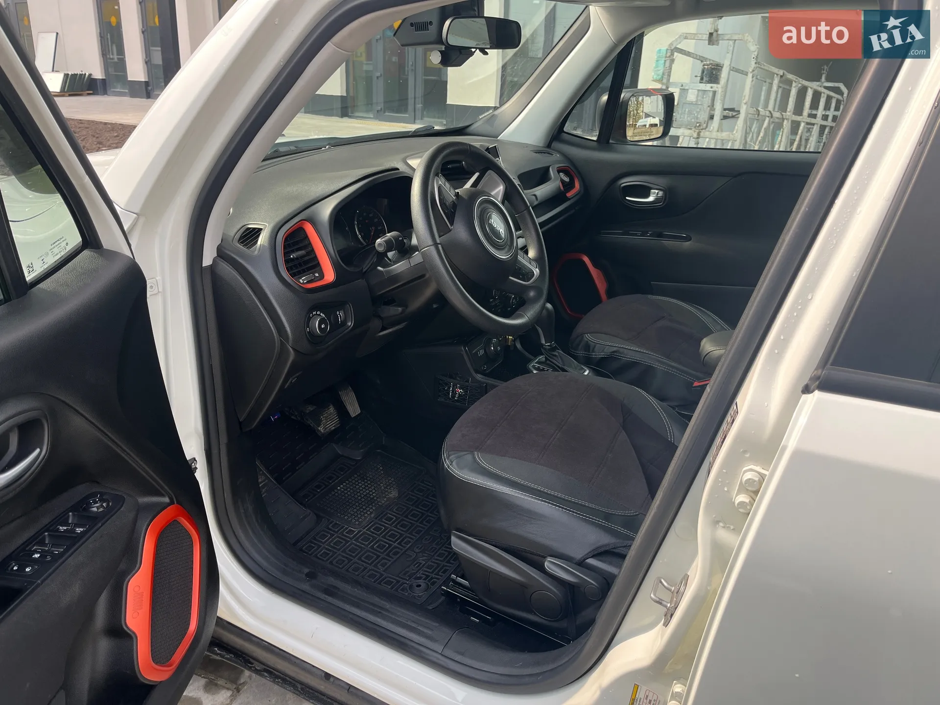 2018 Jeep Renegade - мініатюра 23
