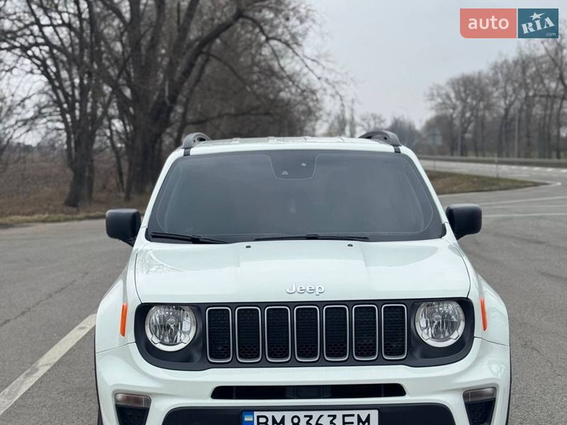 Внедорожник / Кроссовер Jeep Renegade 2022 в Ромнах