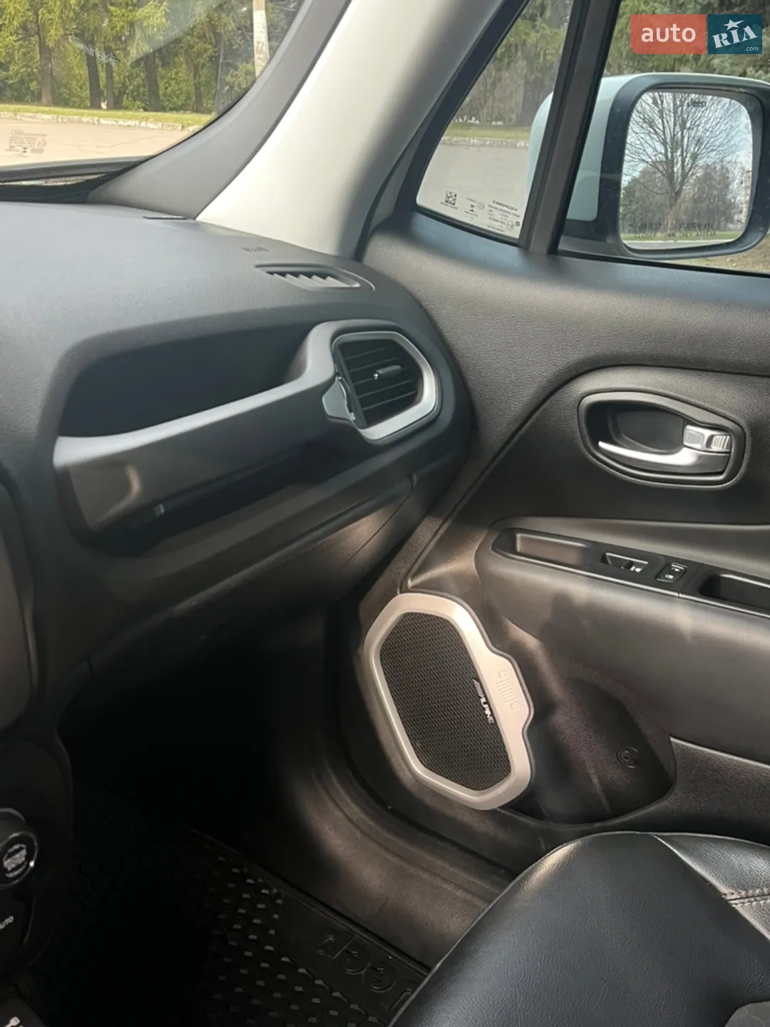 2018 Jeep Renegade - мініатюра 21