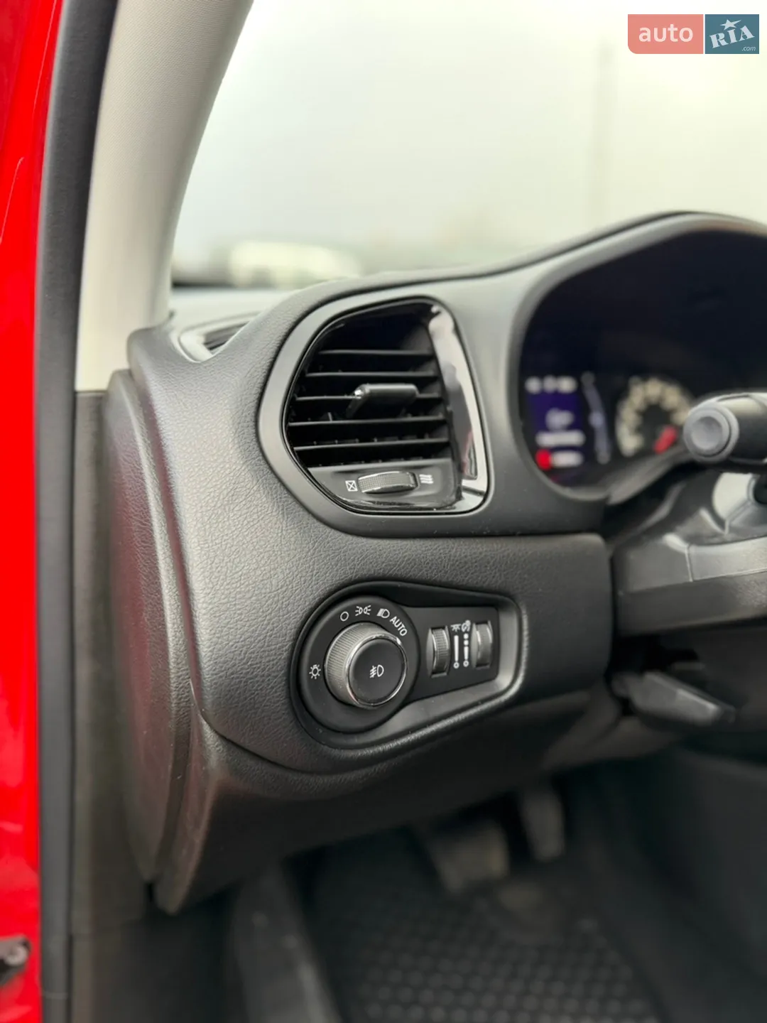 2018 Jeep Renegade - мініатюра 11