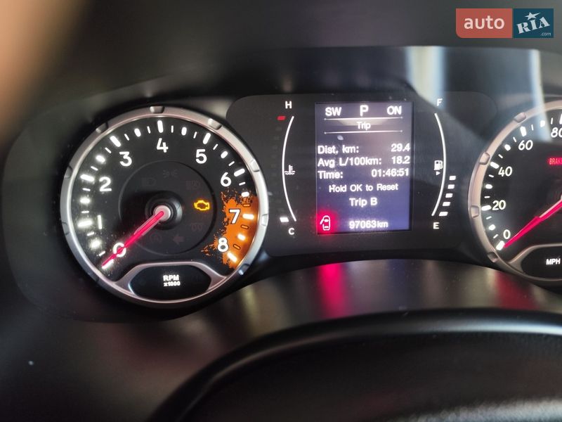 Внедорожник / Кроссовер Jeep Renegade 2016 в Черновцах