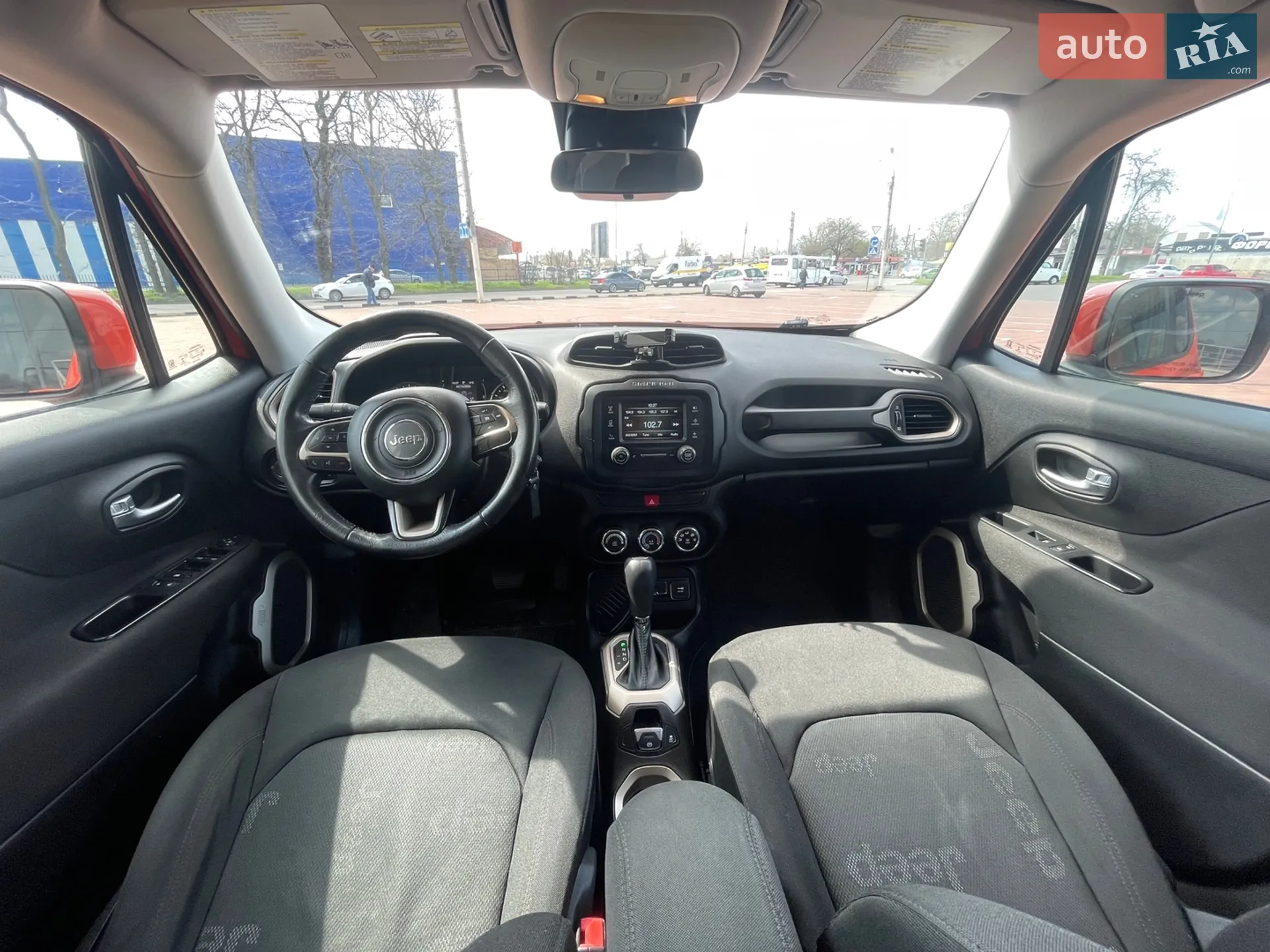 2015 Jeep Renegade - мініатюра 6