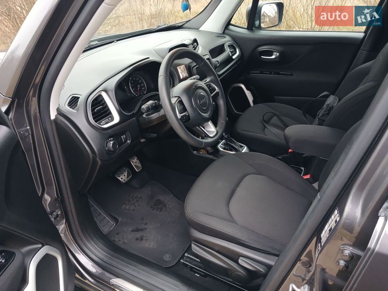 Внедорожник / Кроссовер Jeep Renegade 2019 в Ивано-Франковске