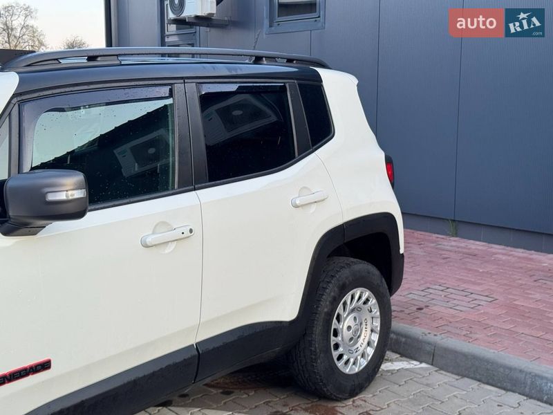 Внедорожник / Кроссовер Jeep Renegade 2015 в Одессе фото 12 Внедорожник / Кроссовер Jeep Renegade 2015 в Одессе