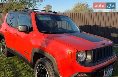 Позашляховик / Кросовер Jeep Renegade 2016 в Острозі