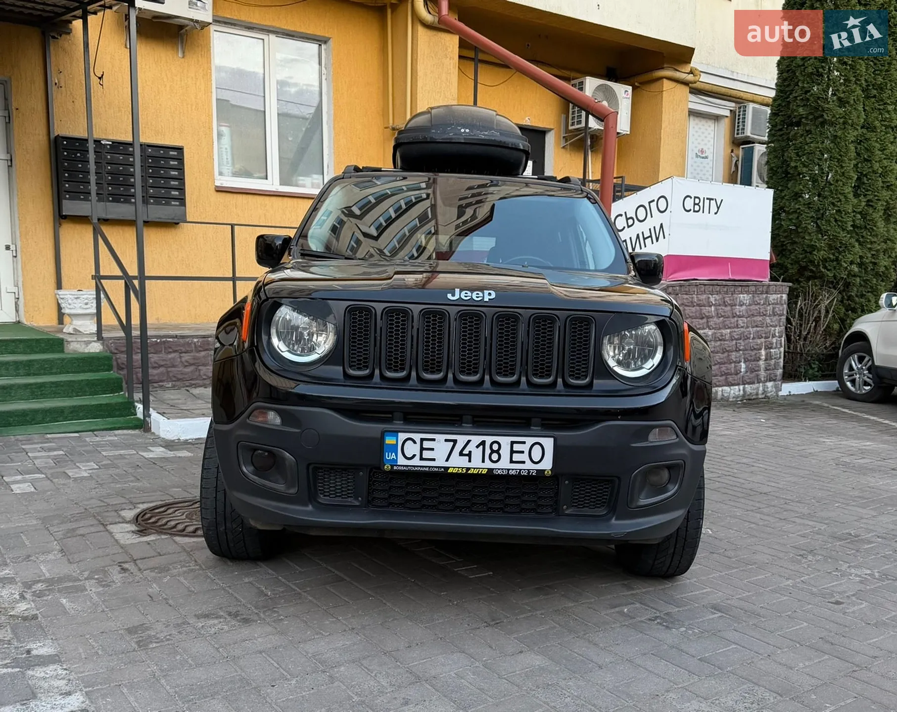 2015 Jeep Renegade - мініатюра 2