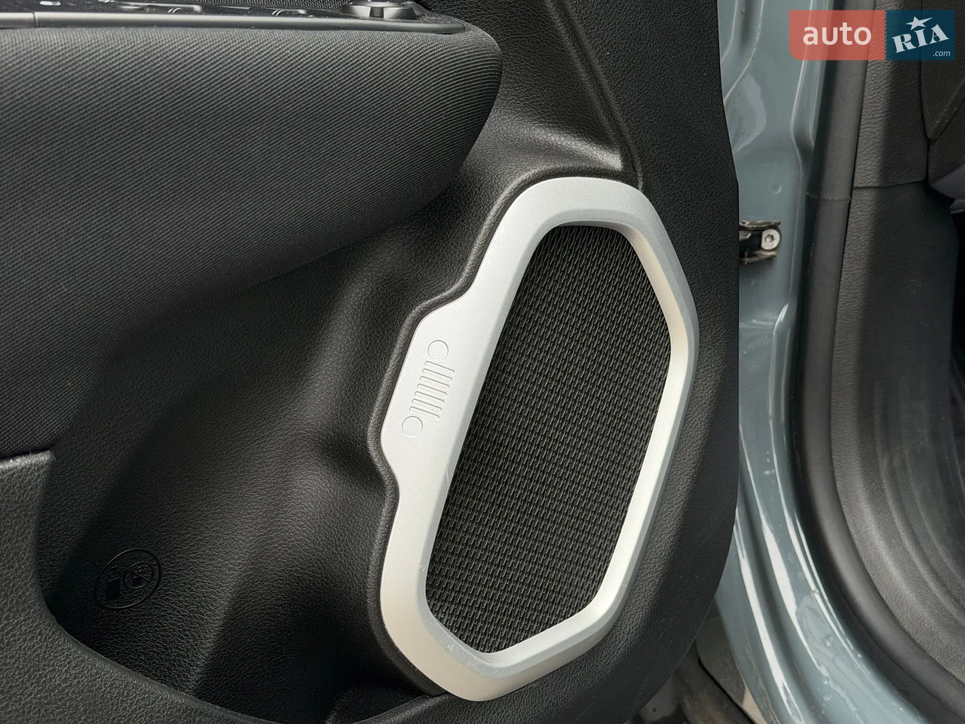 2018 Jeep Renegade - мініатюра 43