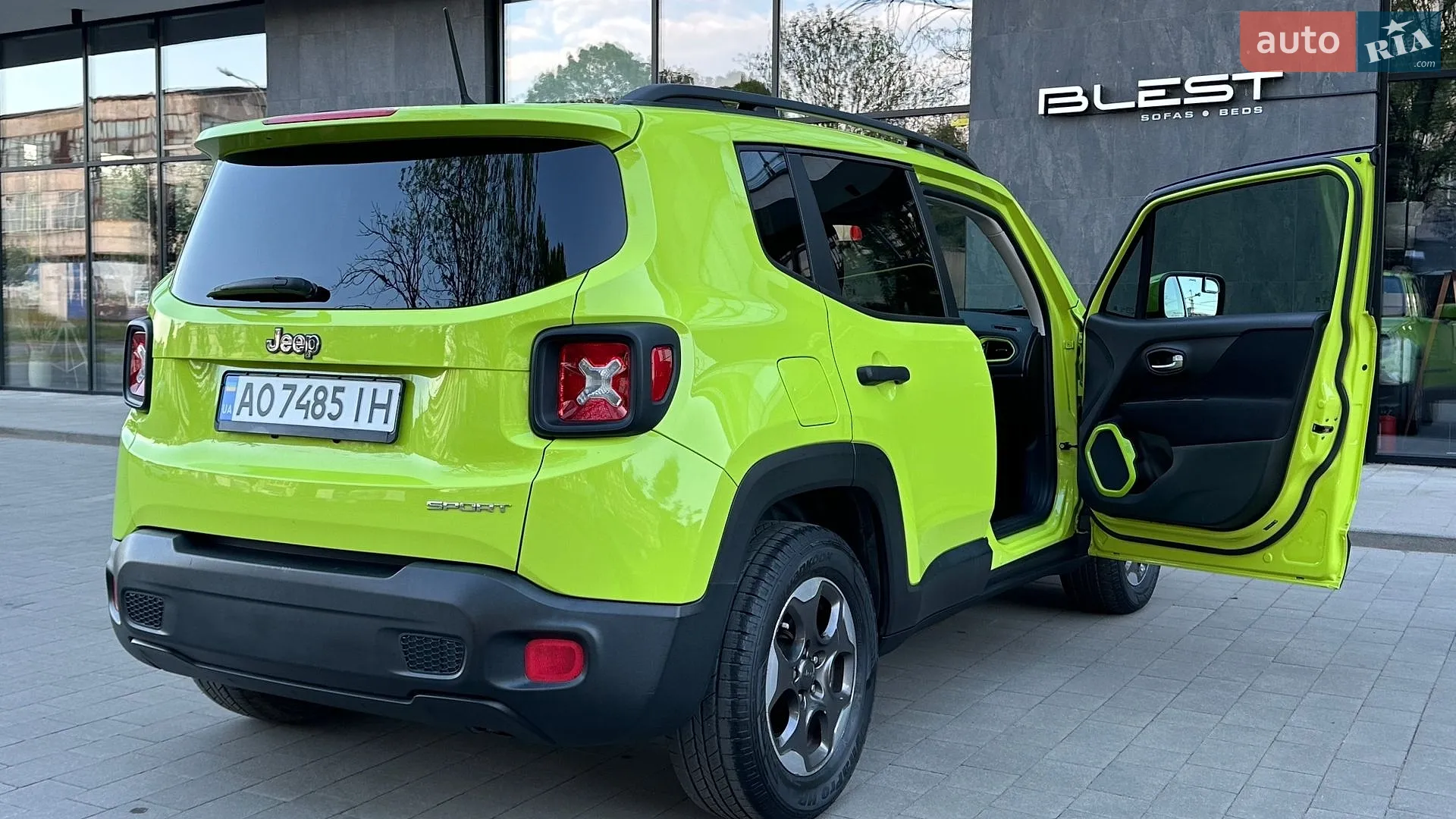 2017 Jeep Renegade - мініатюра 11