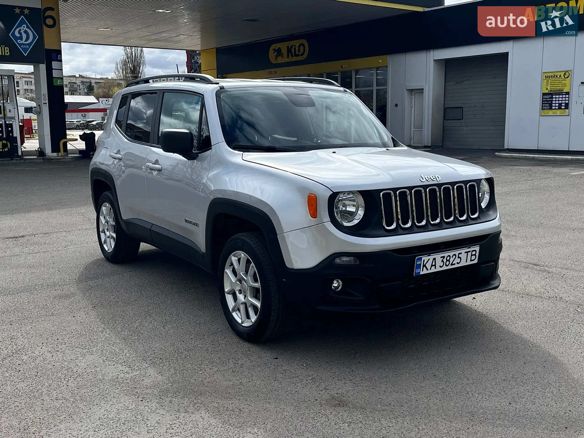 2020 Jeep Renegade - мініатюра 3