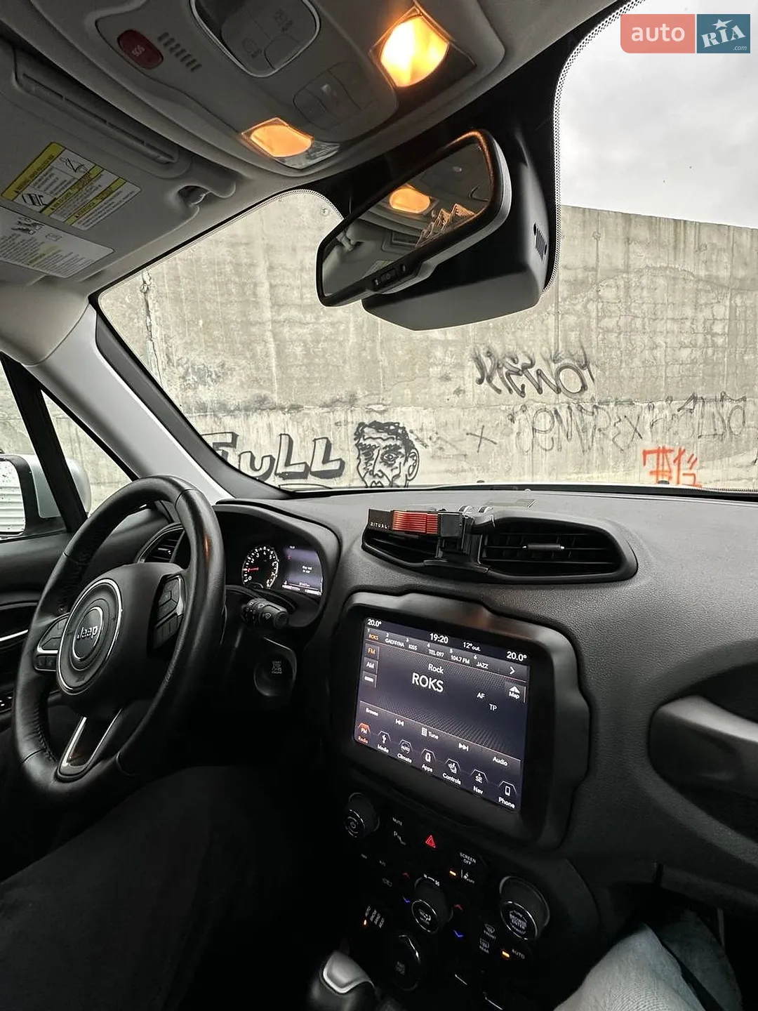 2018 Jeep Renegade - мініатюра 8