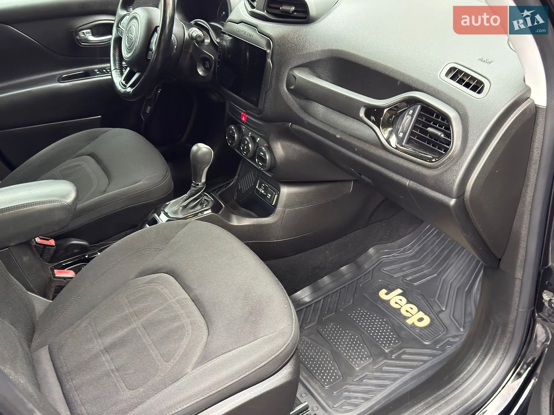 2017 Jeep Renegade - мініатюра 20