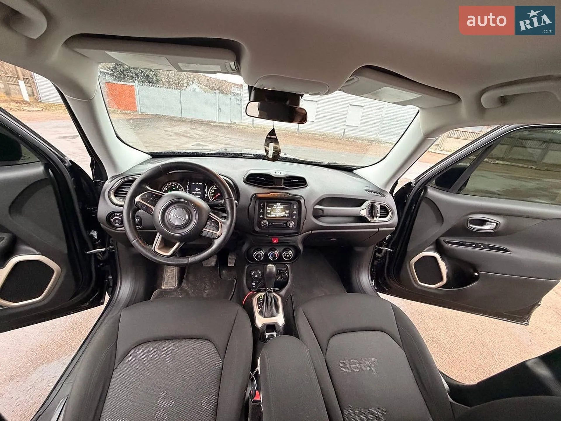 2016 Jeep Renegade - мініатюра 18