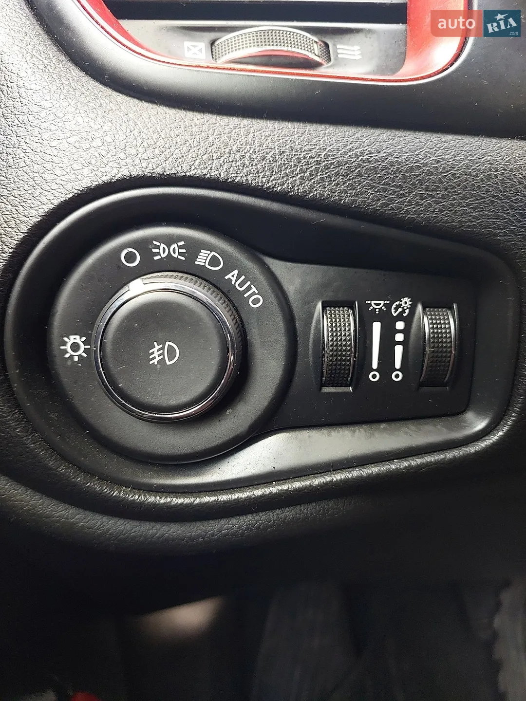 2020 Jeep Renegade - мініатюра 20