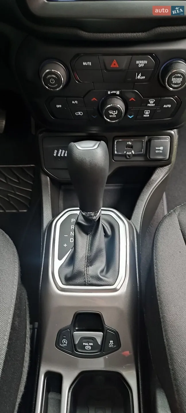 2022 Jeep Renegade - мініатюра 43