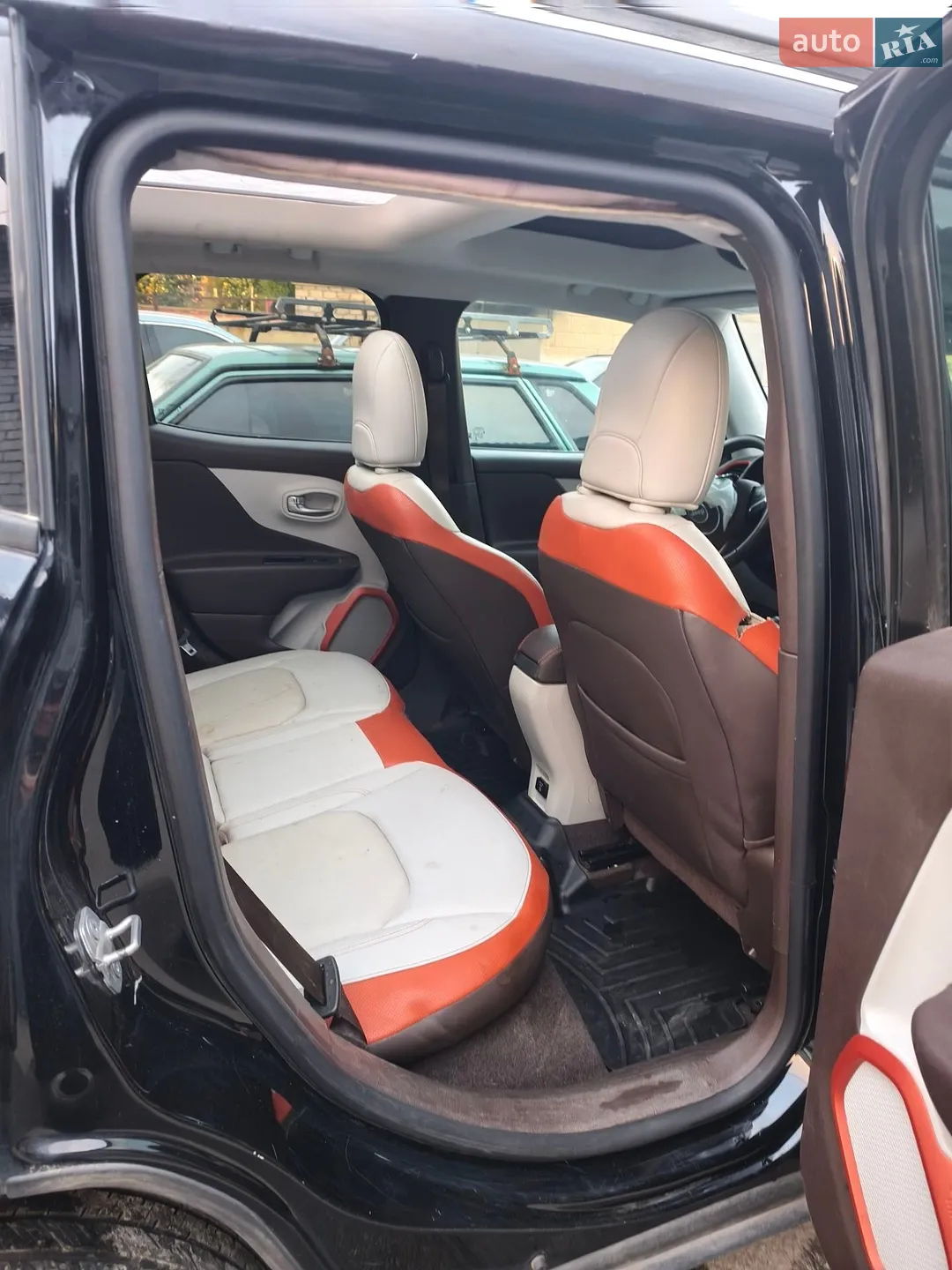 2016 Jeep Renegade - мініатюра 6