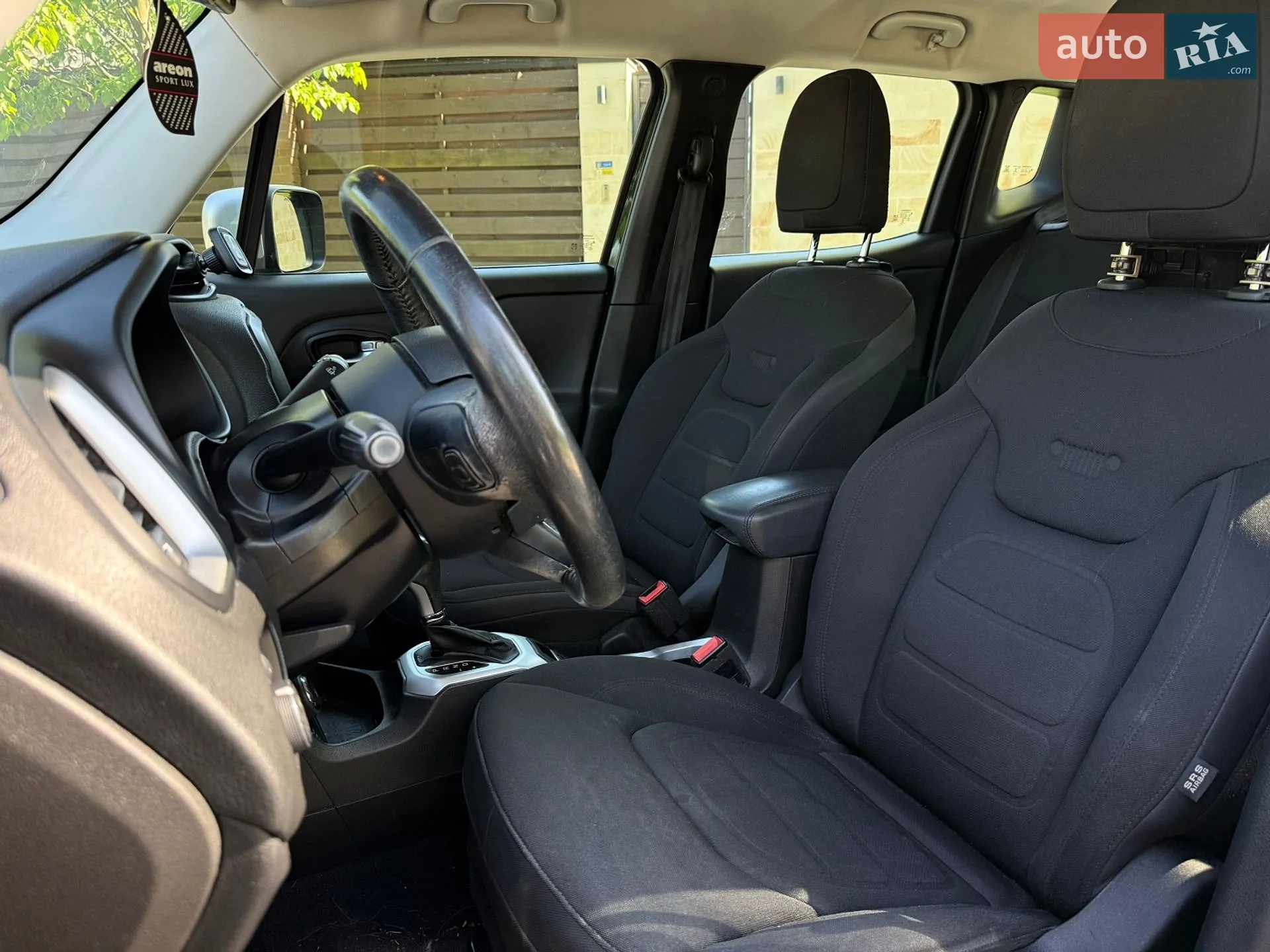 2016 Jeep Renegade - мініатюра 18