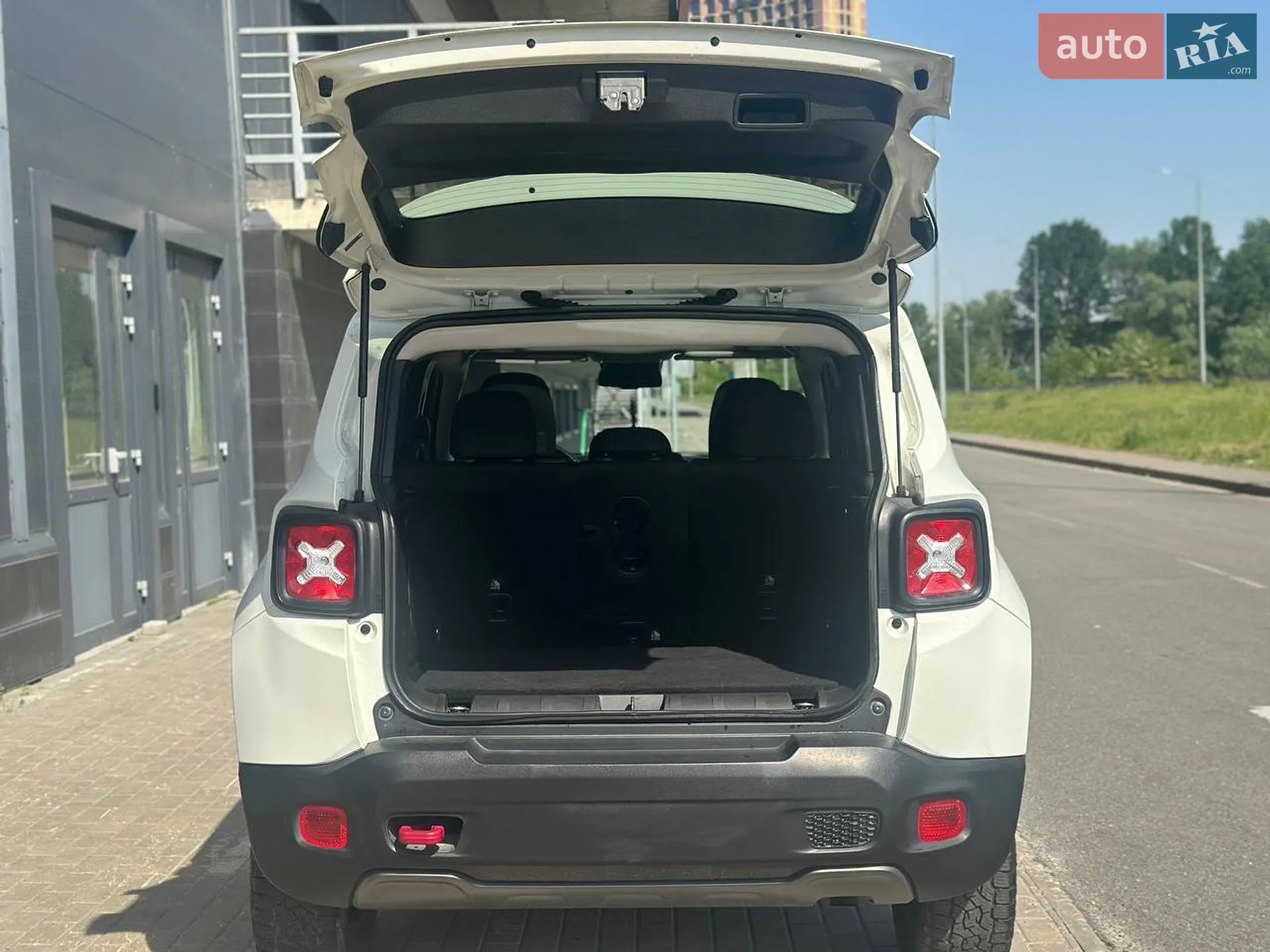 2021 Jeep Renegade - мініатюра 20