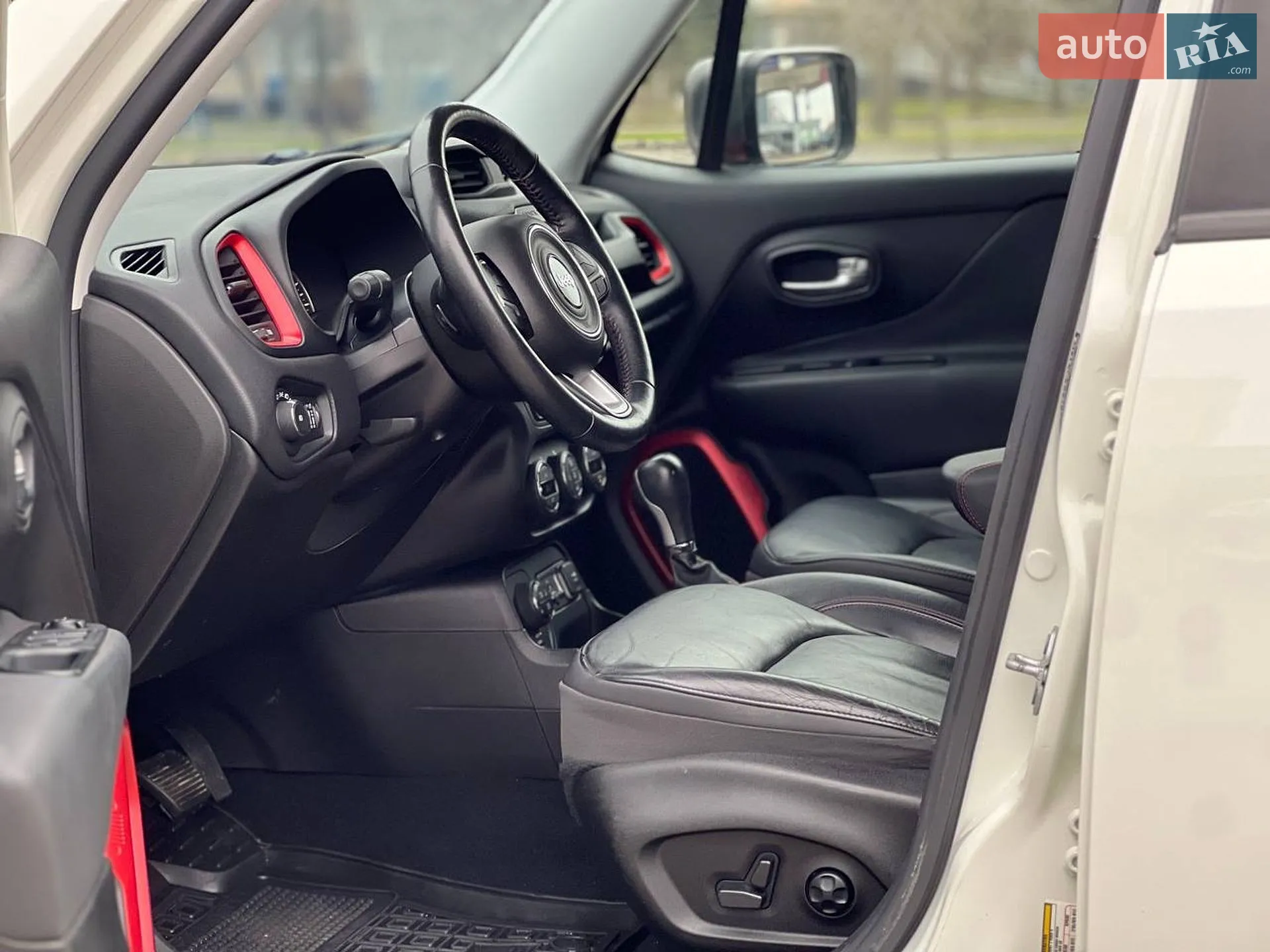 2016 Jeep Renegade - мініатюра 14